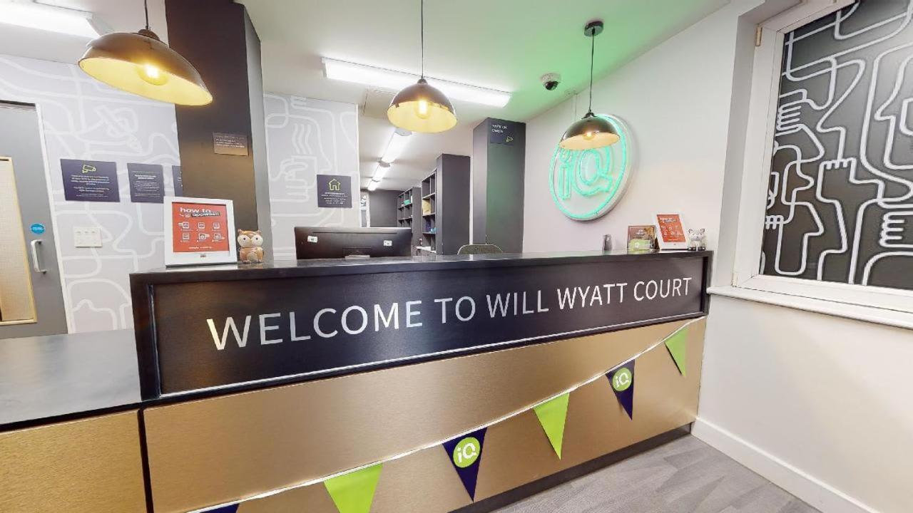 Apartament For Students Only Iq Will Wyatt Court Londra